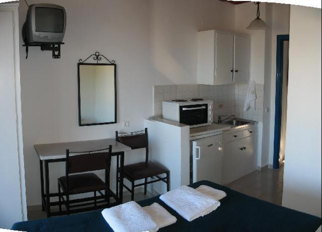 Villa Fiorita 팔레오카스트리차 객실 사진